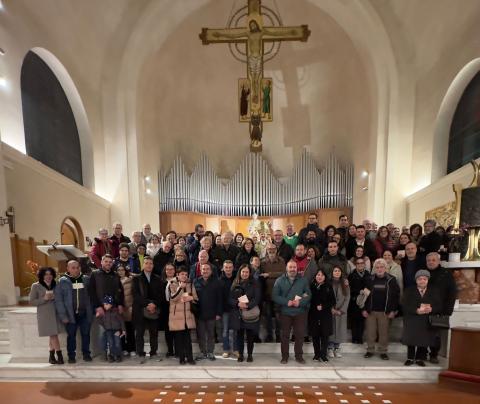 Gruppo delle famiglie con il Vescovo
